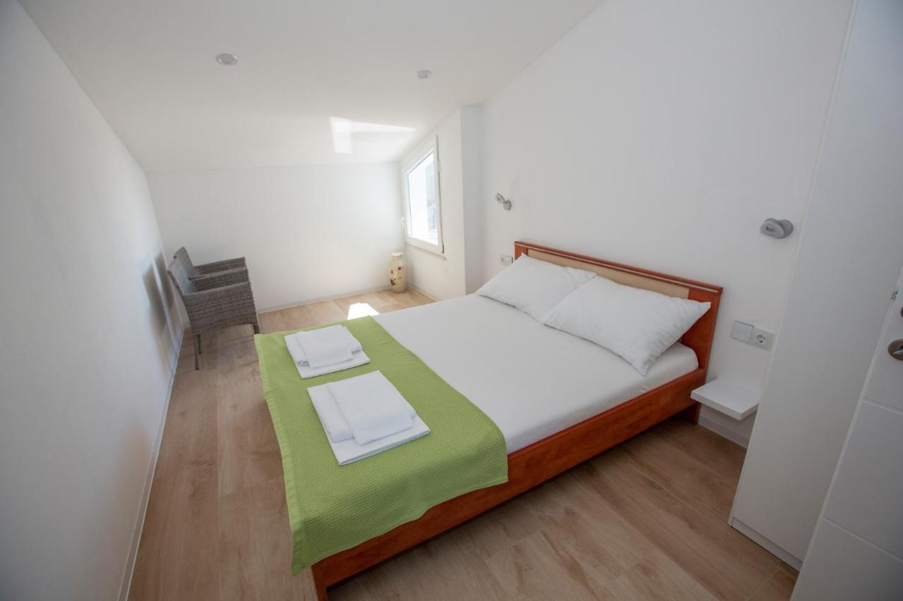 Mayana Apartment Cesarica Luaran gambar