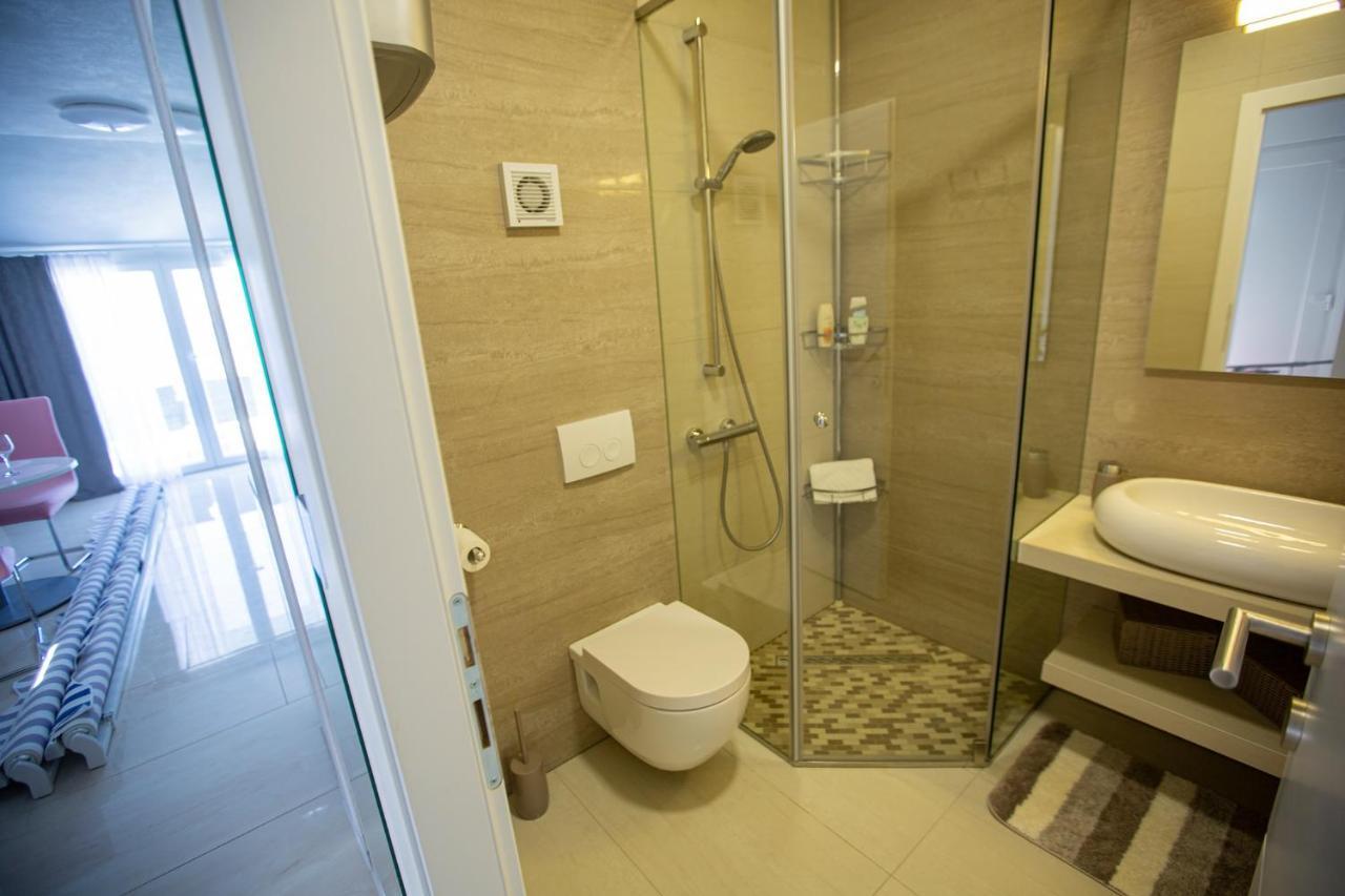 Mayana Apartment Cesarica Luaran gambar