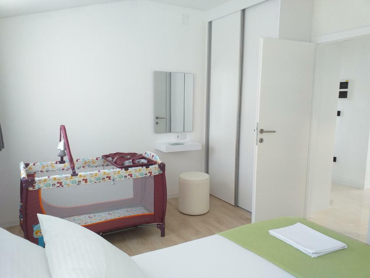 Mayana Apartment Cesarica Luaran gambar