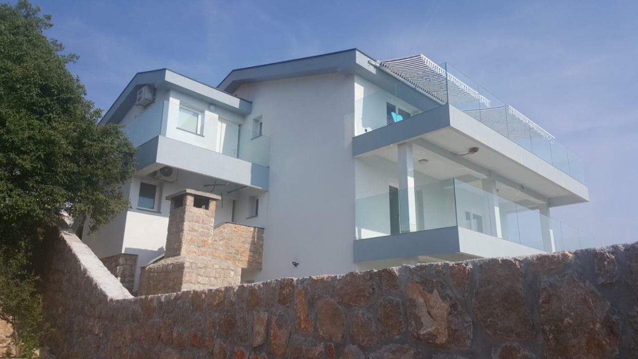 Mayana Apartment Cesarica Luaran gambar